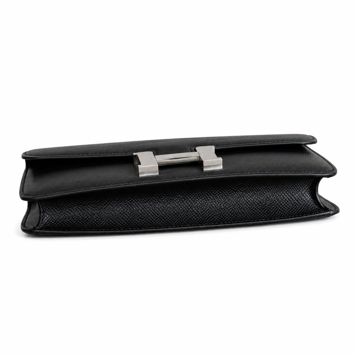 Hermès 26cm Crossbody Bag – Street Style Luxury Leather